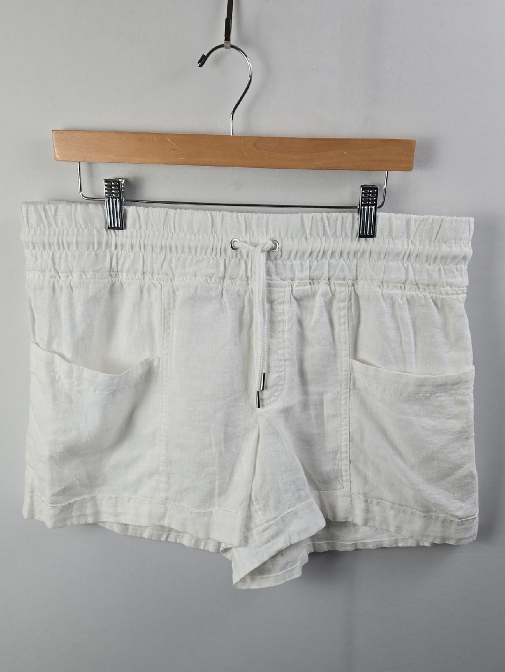 Athleta Retreat White‎ Linen Mid Rise 4" Short Sz 14 Coastal Breach Wear Leisure